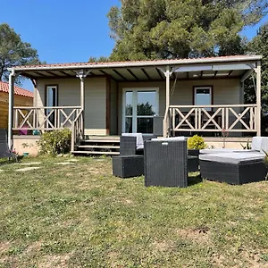 Chalet Châlet Dans Parc De Loisirs 5 étoiles, Puget-sur Argens